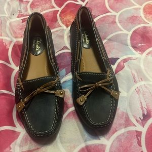 Clarks Artisan Black Leather Square Toe Flats - Women
